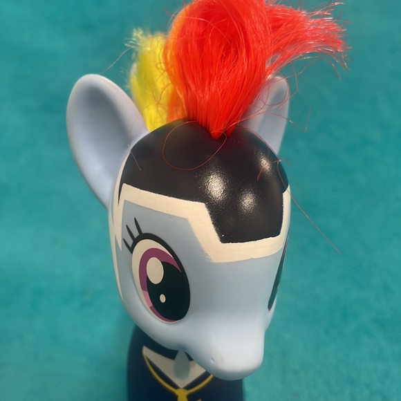 My Little Pony RAINBOW DASH * Power Ponies- 2010 Mohawk Lightning - Picture 5 of 8